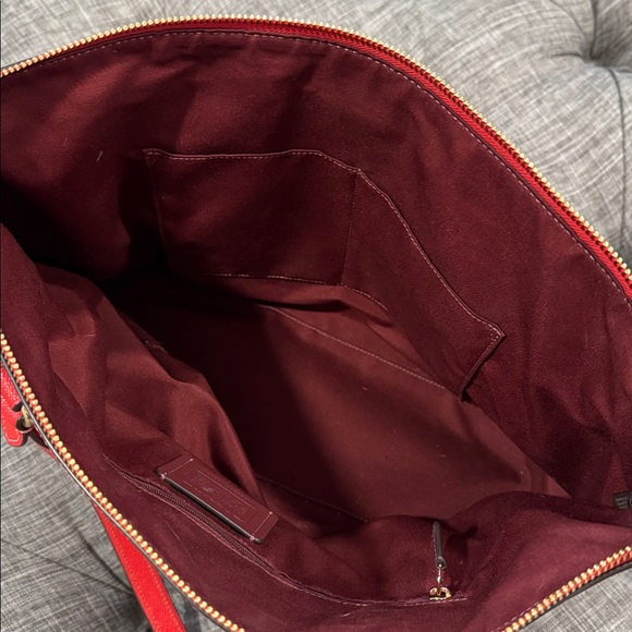 Coach Tote Gallery Large Red Leather Zip Bag - Picture 13 of 17